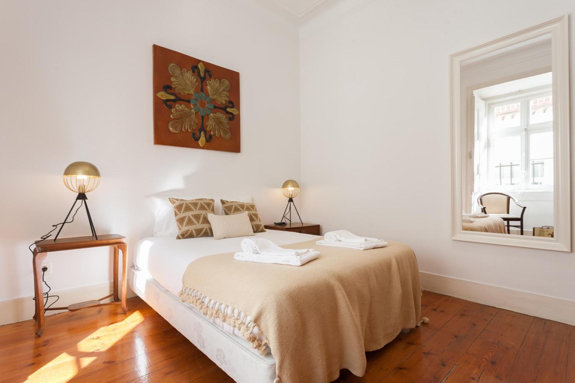 Tejo Vintage Three-Bedroom Apartment - By Lu Holidays Lizbona Zewnętrze zdjęcie
