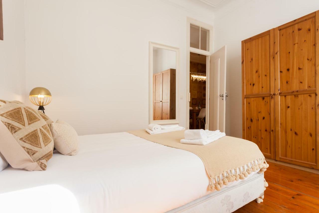 Tejo Vintage Three-Bedroom Apartment - By Lu Holidays Lizbona Zewnętrze zdjęcie